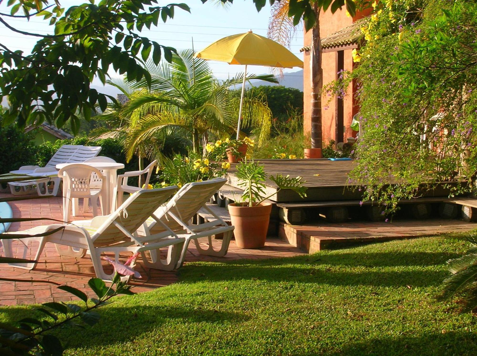 Estalagem Capitao Gancho Otel Praia do Rosa Dış mekan fotoğraf